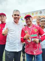 Berjalan Hampir 2 Bulan, Turnamen Omputaka Cup I Berleevel Sumbar-Riau Resmi Dititup PJ Bupati Kampa