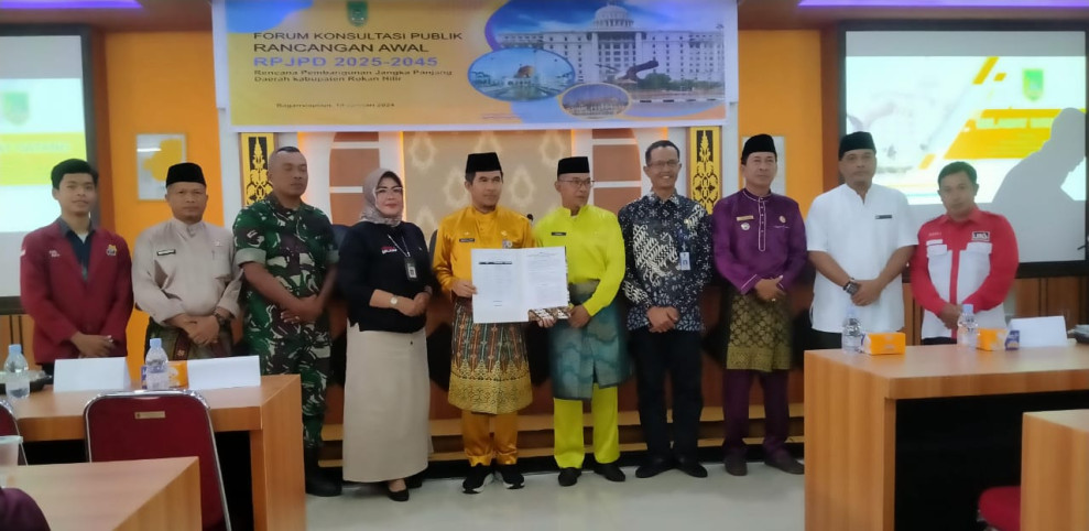 Bupati Rohil Buka Forum Konsultasi Publik Rancangan Awal RPJPD 2025 - 2045