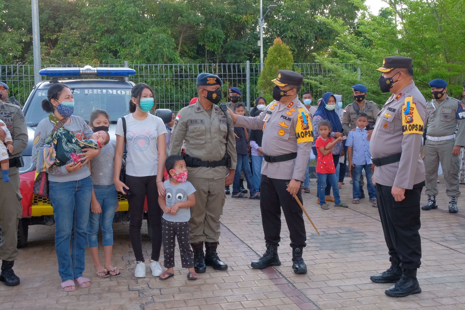Lepas Keberangkatan Pasukan BKO Papua, Ini Pesan Kapolda Riau