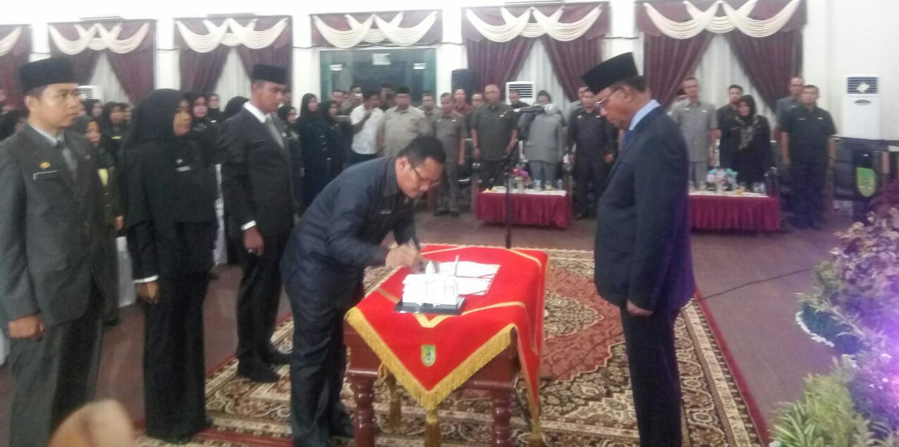 Bupati Rohil Suyatno Lantik 170 Pejabat Administrator dan Pengawas
