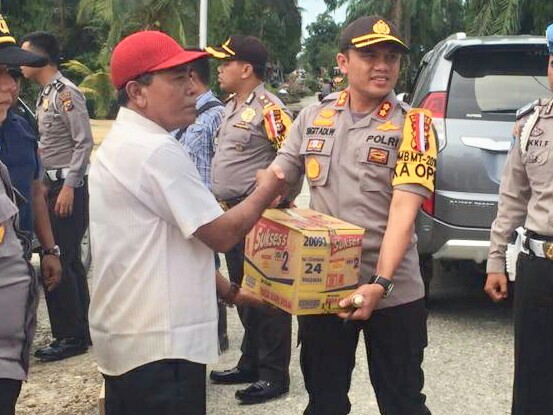 Kapolres Rohil Menghimbau Warga Terkena Banjir Tetap Waspada