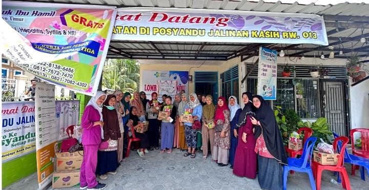Tim Studi Kebidanan Univrab dan KPRS RSIA Zainab Lakukan Penyuluhan ASI Eksklusif di Posyandu Jalina