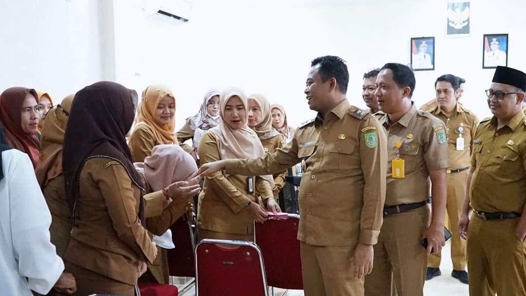 Wabup Rohil Ajak ASN Terus Tingkatkan Disiplin dan Berikan Pelayanan Terbaik