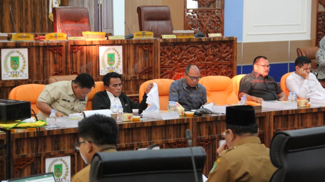 Banggar DPRD Rohil Bersama TAPD dan OPD Lanjutkan Pembahasan KUA PPAS t Tahun 2024