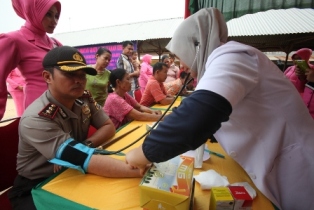 Layani Masyarakat, Polres Siak dan RAPP Bangun Posko Kesehatan Gratis