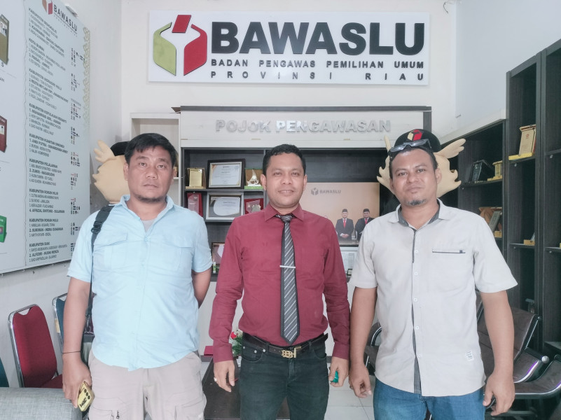 MASA TENANG, TIM HUKUM ASSET 01 LAPORKAN PASLON BIJAK 02