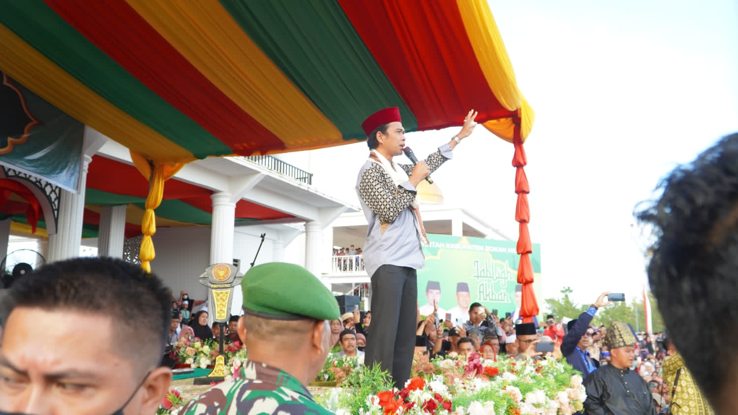 Ribuan Masyarakat Bagansiapiapi Hadiri Tablig Akbar Ustadz Abdul Somad