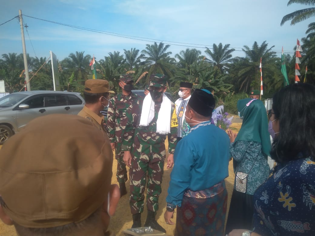 Camat Basira sambut tim Wasev TMMD Mabesad
