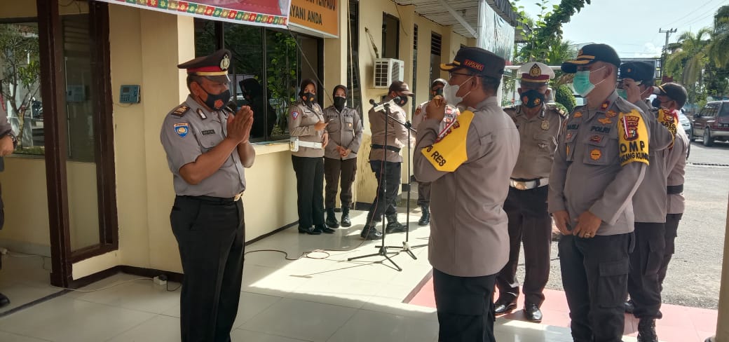 Satu Personil Polsek Bangko Terima Kenaikan Pangkat Pengabdian