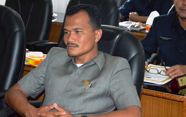 Fraksi PDIP Sorot Keterlambatan Pemda Rohil Sampaikan RAPBDP Tahun 2016