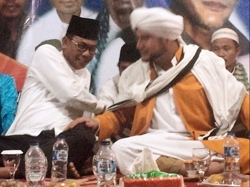 Bupati Rohil Hadiri Tabligh Akbar di Batu Hampar
