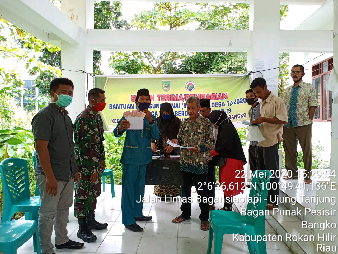 Penghulu Bagan Punak Meranti : 145 KK Telah Terima BLT  Tahap Pertama