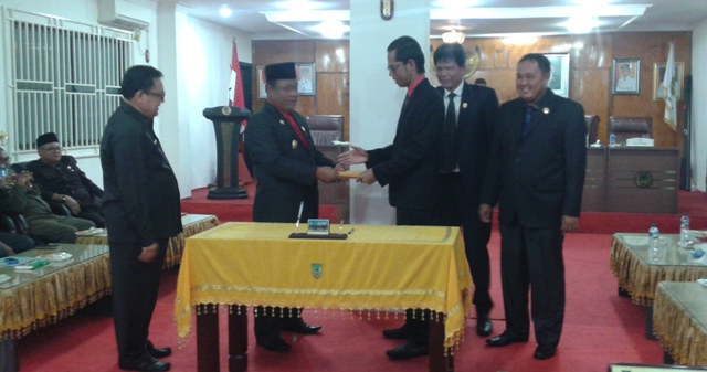 DPRD Sahkan APBD Rohil Tahun 2018 Rp 1,7 Triliun