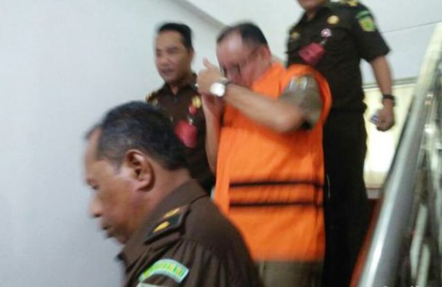 Kejati Riau Tahan Eks Kadisdik Pelalawan Tersangka Korupsi