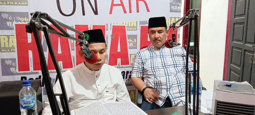 Anggota DPRD Kampar Juswari, Hadiri Langsung Acara Tadarus Di Radio RAMA FM 96,3 MHz