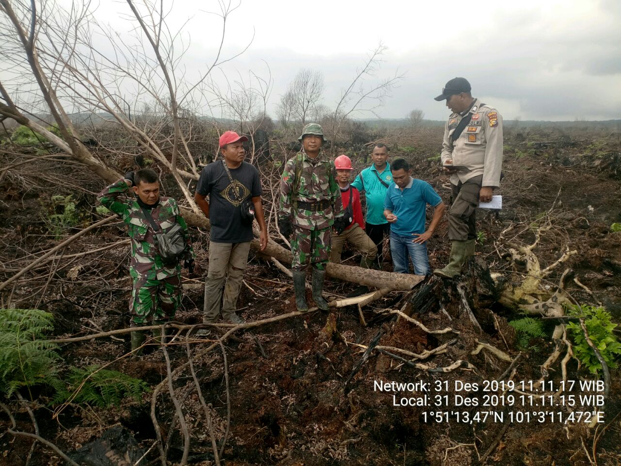 Titik Panas Terpantau Satelit, Babinsa Dan Bhabinkamtibmas Laksanakan Patroli