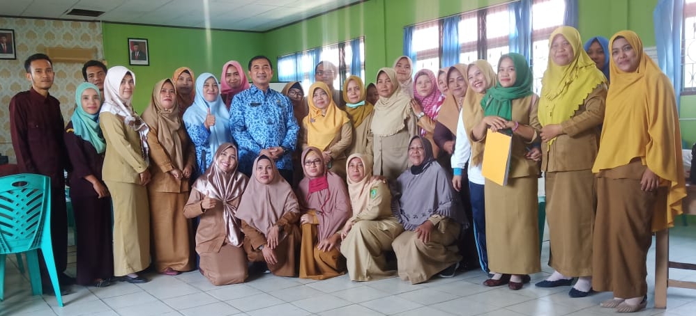 Kadisdikbud Rohil HM Nur Hidayat Harap Siswa Tunda Dahulu ke Luar Kota