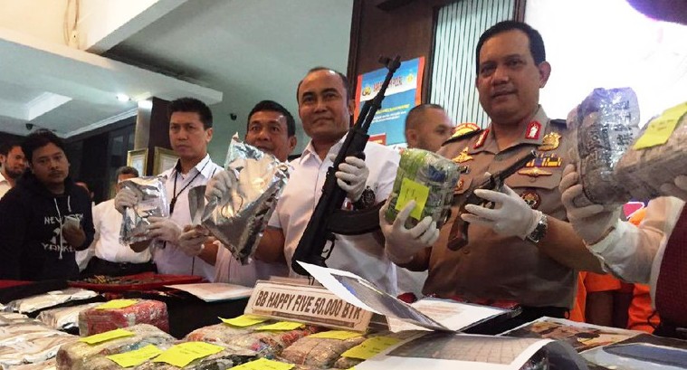 Tembak Mati 2 Bandar Tajir, Polisi Temukan 50 Ribu Pil Happy Five
