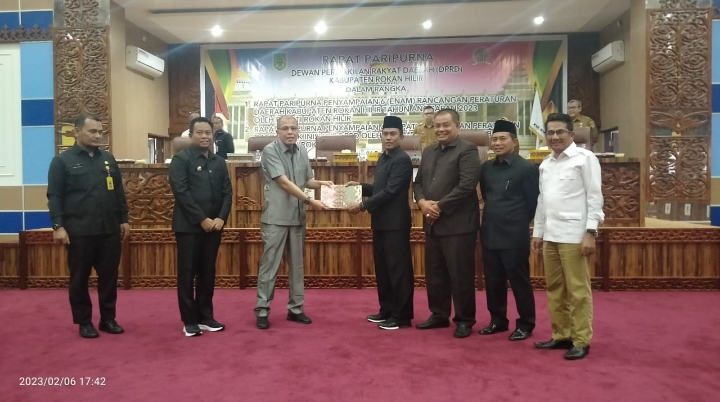 DPRD Rohil Gelar Paripurna Penyampaian 6 Ranperda Oleh Pemerintah