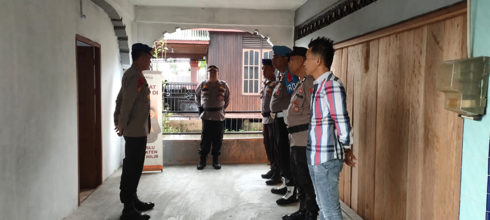 OMB Polres Rohil, Apel Personel Sekaligus Standby dan Sterilisasi Ruangan Bawaslu