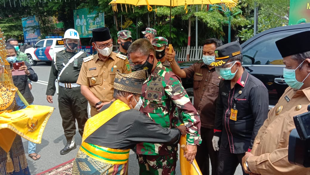 Pangdam I/BB Mayjen TNI Hasanudin SIP MM Kunker Ke Kodim 0321 Rohil