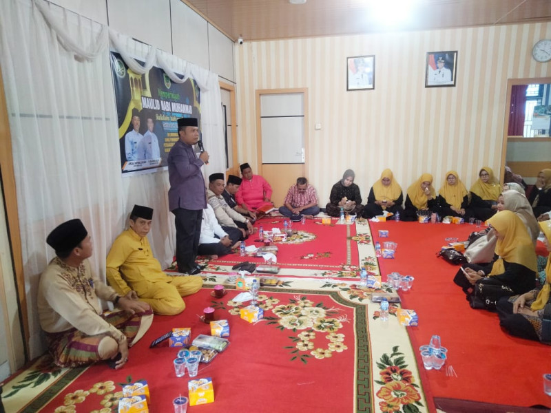 Keluarga Besar Disprindagsar Rohil Gelar Maulid Nabi Muhamad SAW 1445 H