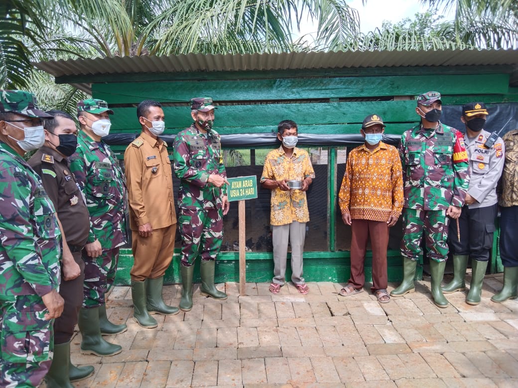 Disambangi Tim Wasev TMMD Mabesad, pak Kusno ucapkan terima kasih