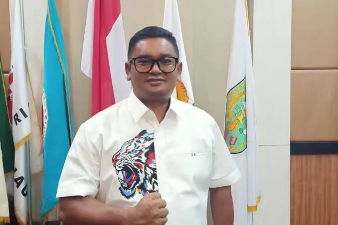 Samsuri SH, M.Si Apresiasi Atlit Ski Air dan Senam Asal Rohil Raih Medali di PON XXI Aceh - Sumut