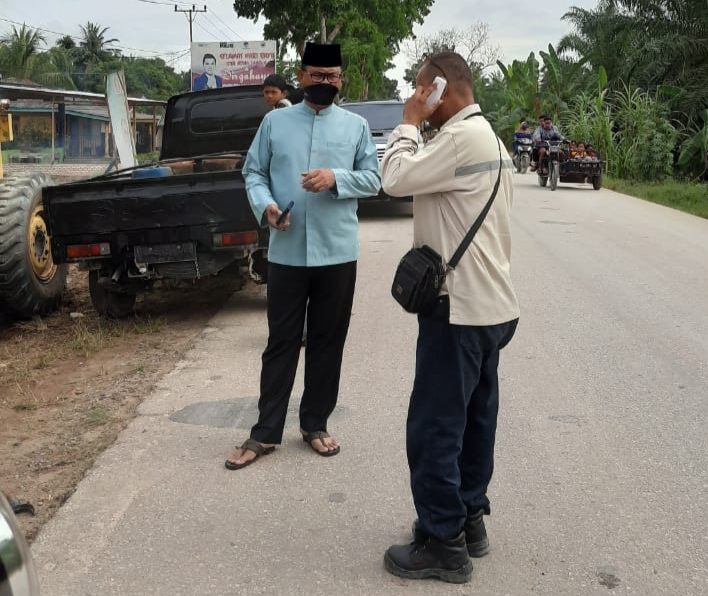 Bupati H.Suyatno Blusukan ke Jalan Lintas Bagansiapiapi - Ujung Tanjung