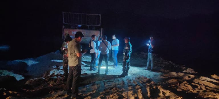 Satreskrim Polres Kampar & TNI Laksanakan Razia Galian C Illegal Satreskrim Polres Kampar & TNI Laksanakan Razia Galian C Illegal