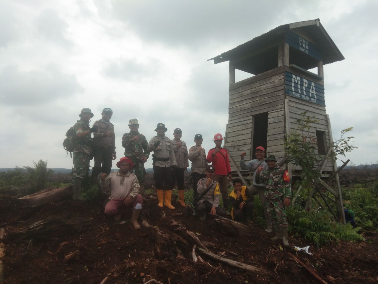 Danramil Dan Kapolsek Rimba Melintang Laksanakan Patroli Karhutla