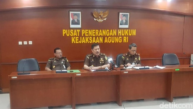 Kejagung Berhentikan Aspidum yang Jadi Tersangka KPK