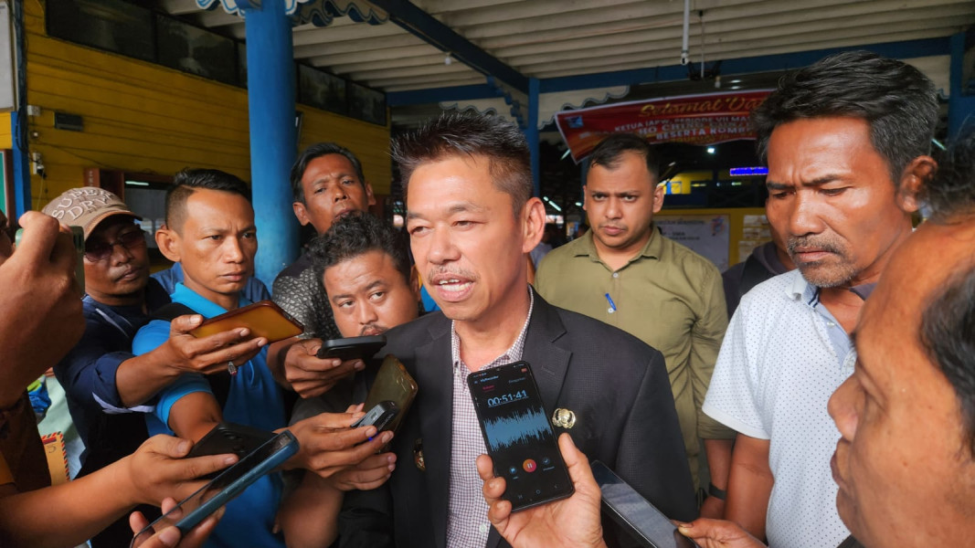 Jalan Sudirman Pekaitan Akan Dihotmix, Ini Kata Bupati Rohil Afrizal Sintong..!! Jalan Sudirman Pekaitan Akan Dihotmix, Ini Kata Bupati Rohil Afrizal Sintong..!!