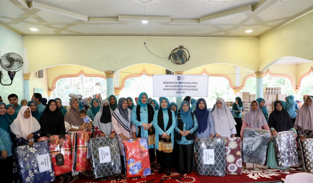 TP PKK Pusat Salurkan Bantuan kepada Korban Bencana Banjir Bandang di Kabupaten Bireuen