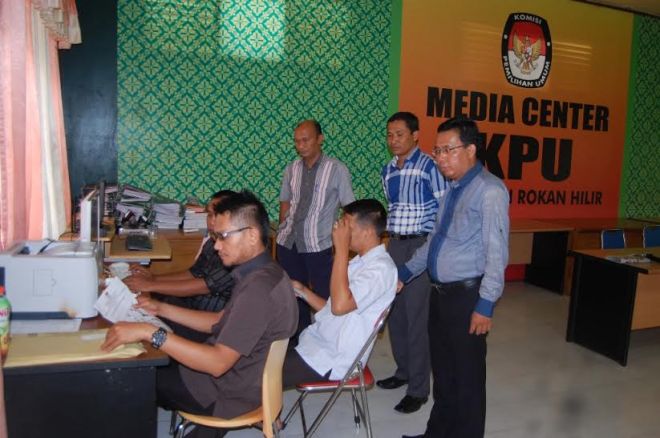 KPU Rohil Umumkan 26 September Mulai Pasang APK