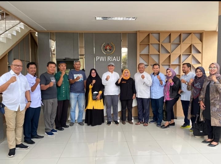 Bawaslu Kampar Jalin Kerjasama dengan PWI Riau