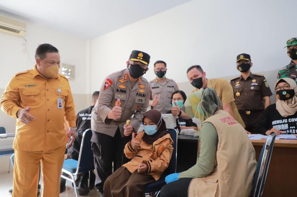 Polda Riau Gelar Vaksinasi Akbar di 350 Titik