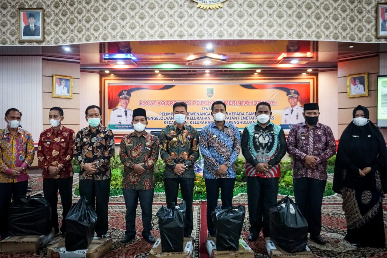 Bupati Rohil Afrizal Sintong Minta Pelayanan Terus di Tingkatkan