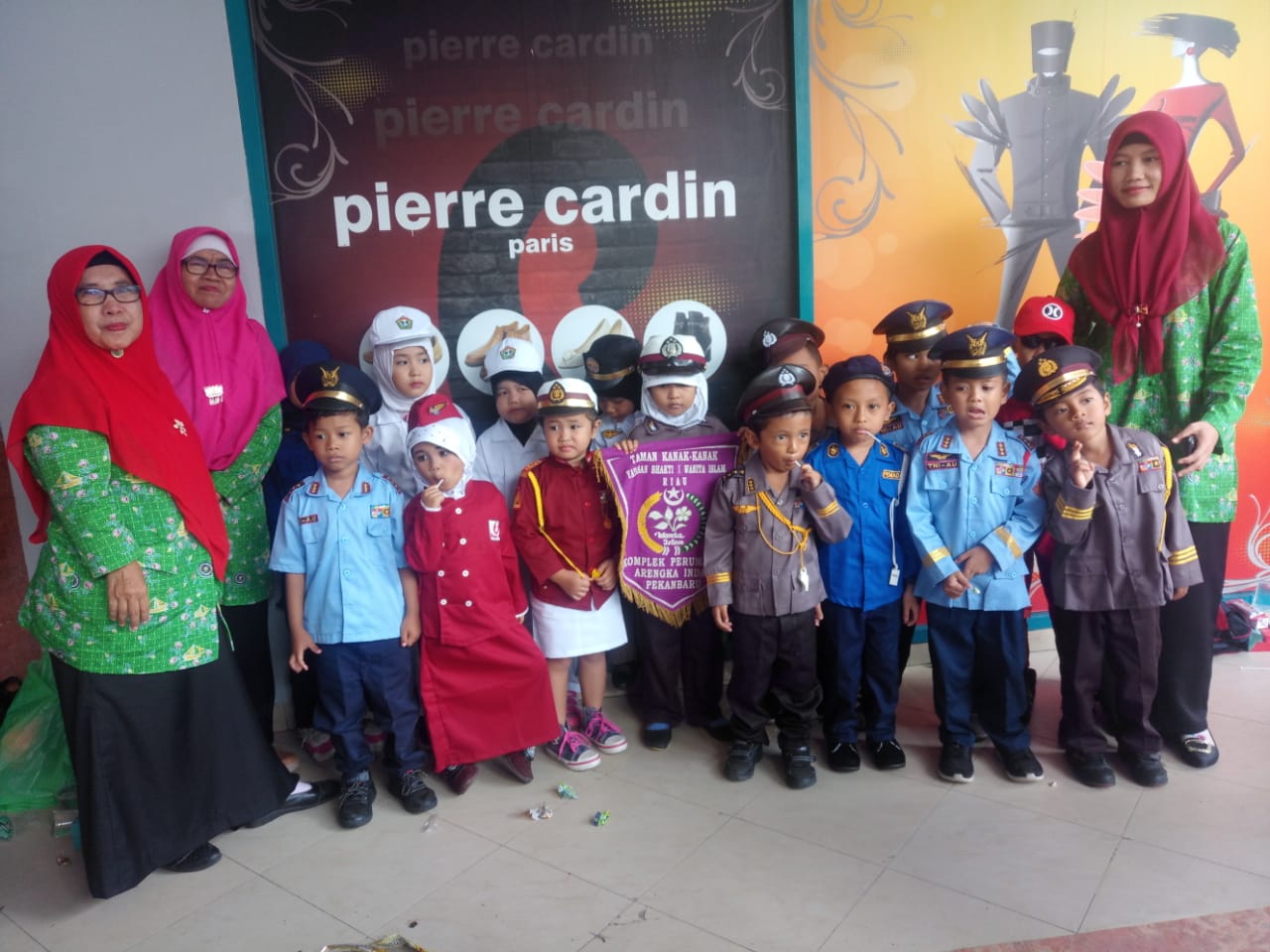 TK Islam Bakti Pekanbaru Ikut Serta Meriahkan Pawai Tahunan