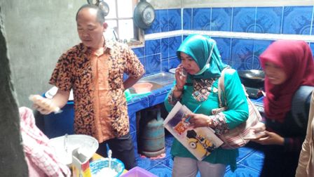Pantau Pembuatan Pangan Home Industri, Siswaja Bantu Dorong Pelaku Usaha Miliki Izin Edar