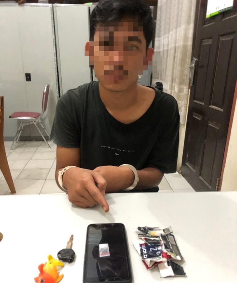 Satresnarkoba Polres Kampar Ringkus Pengedar Shabu di Desa Bukit Payung