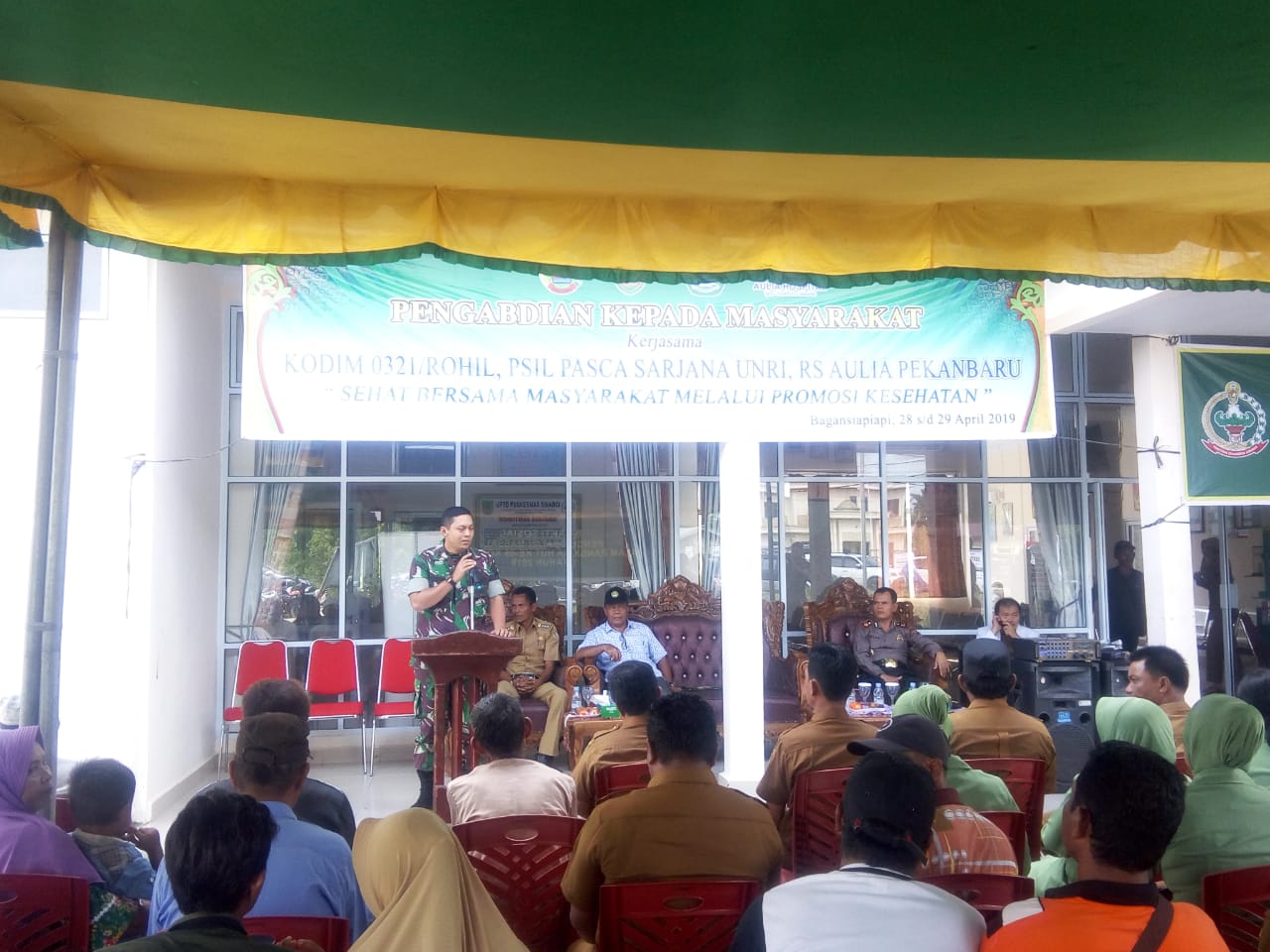 Karya Bakti, Kodim 0321 Rohil Laksanakan Pengobatan Massal Gratis