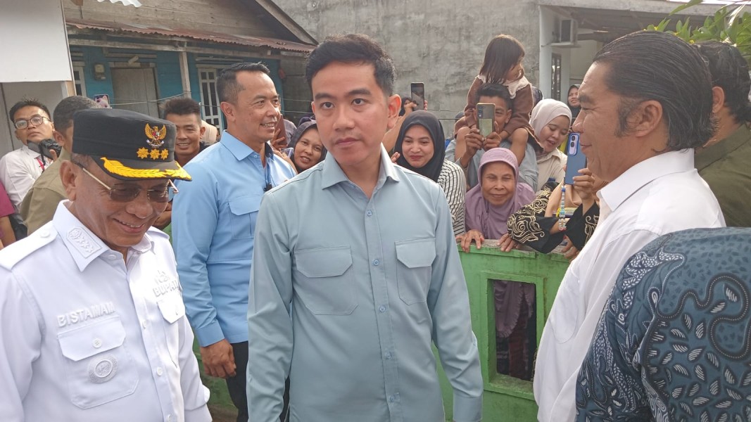 Kunker ke Rohil, Wakil Presiden Gibran Rakabuming Raka Tinjau Fasilitas Pendidikan dan Program MBG