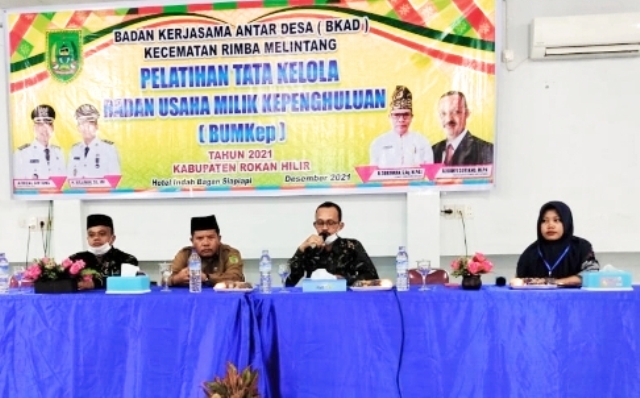 Camat Bersama BKAD Kecamatan Rimba Melintang  Rohil Gelar Kegiatan Bimtek Pengelolaan BUMKep