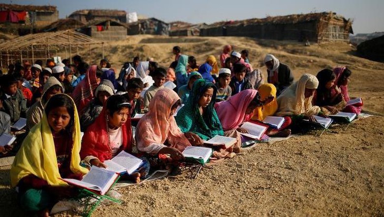 Bantuan Indonesia untuk Rohingya Dikirim Lewat Udara