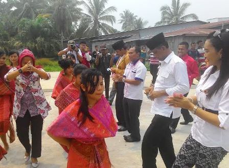 Jika Menang, SUDIN Janjikan Pemekaran Kecamatan Sinaboi