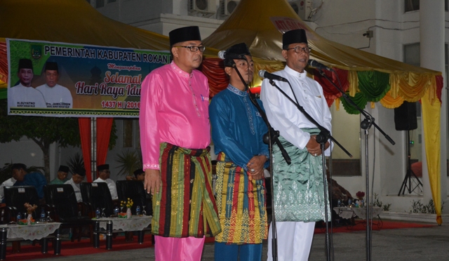 Dengan Lantunan Takbir, Bupati Rohil Lepas Peserta Pawai Takbir Idul Adha