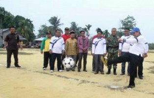 Bupati Siak Buka Turnamen Sepakbola Camat Cup 2015, Junjung Tinggi Sportifitas