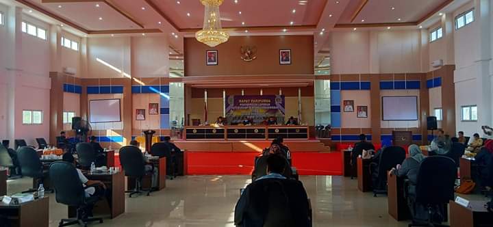 31 Menit Dengan 3 Kali Minum, Wabup Jamiludin Bacakan LKPJ Bupati Rohil  Tahun 2019