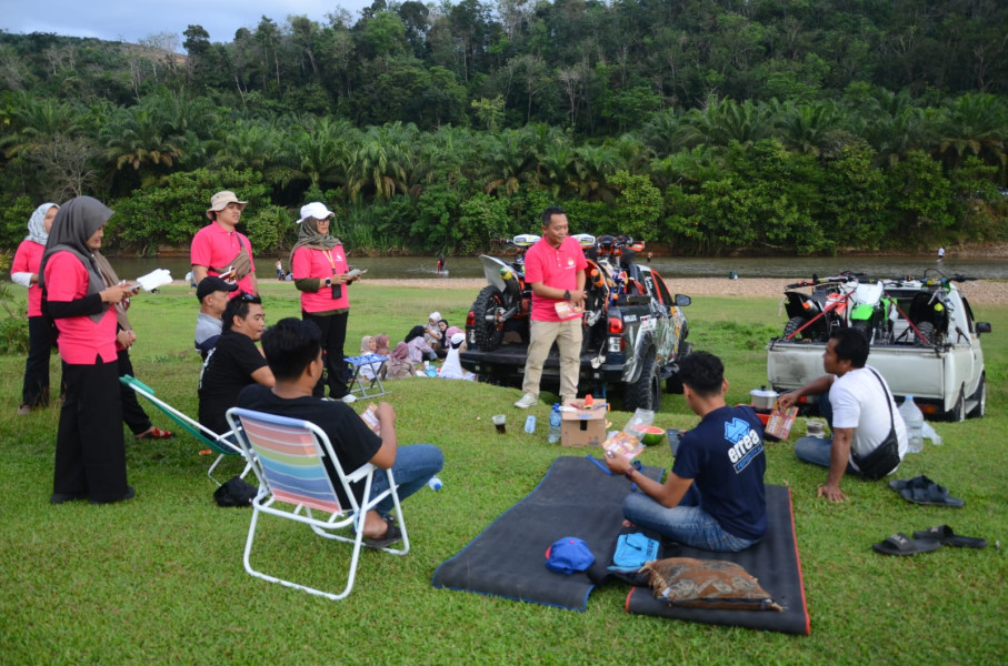 KPU Kampar Sosialisasi Pilkada Serentak 2024 di Festival Subayang